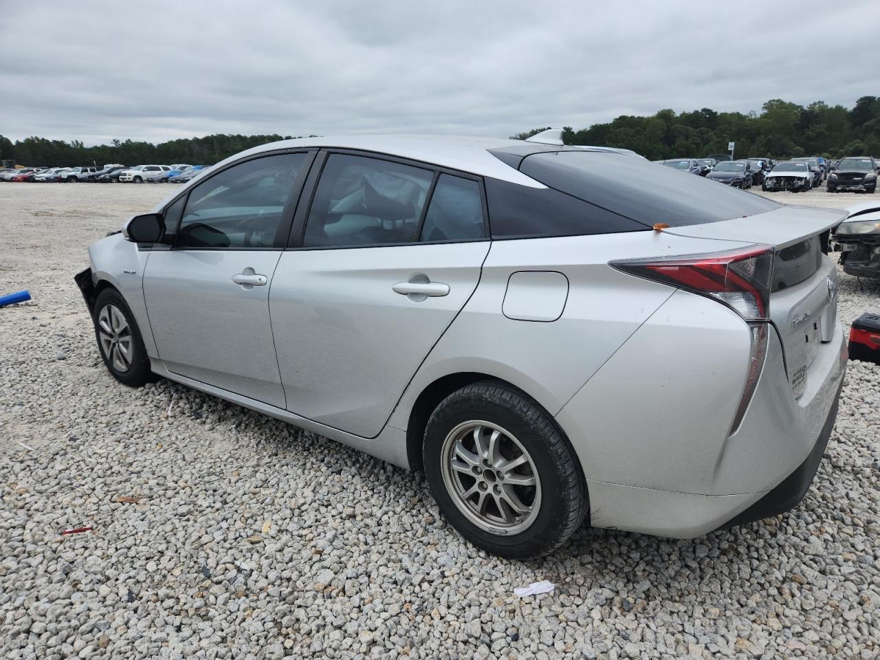 2016 Toyota Prius - Фото 2