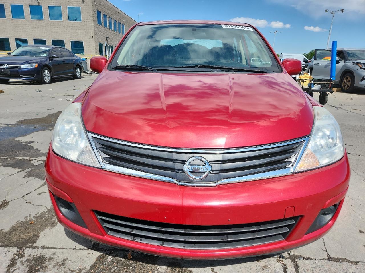 2010 Nissan Versa S - Фото 5