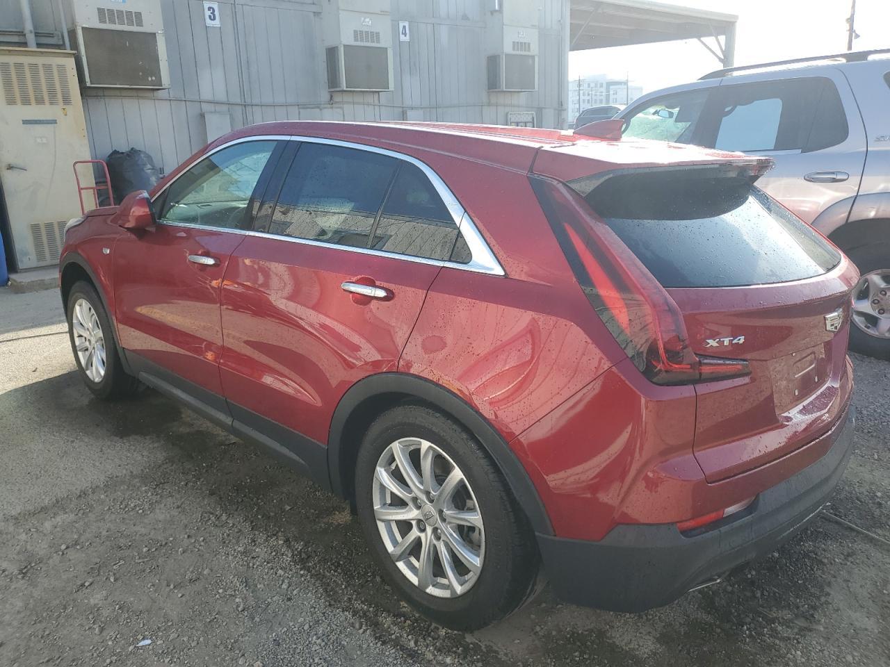 2022 Cadillac Xt4 Luxury - Фото 2