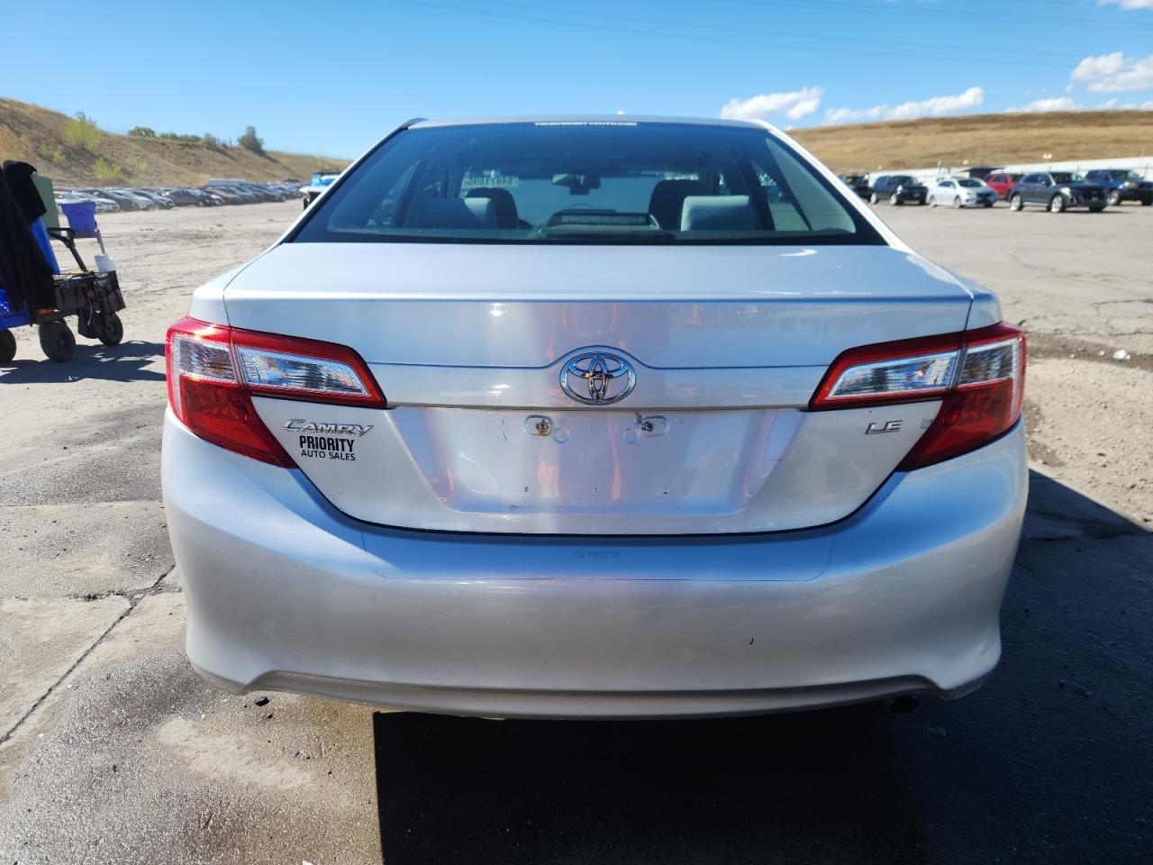 2012 Toyota Camry Le - Фото 6
