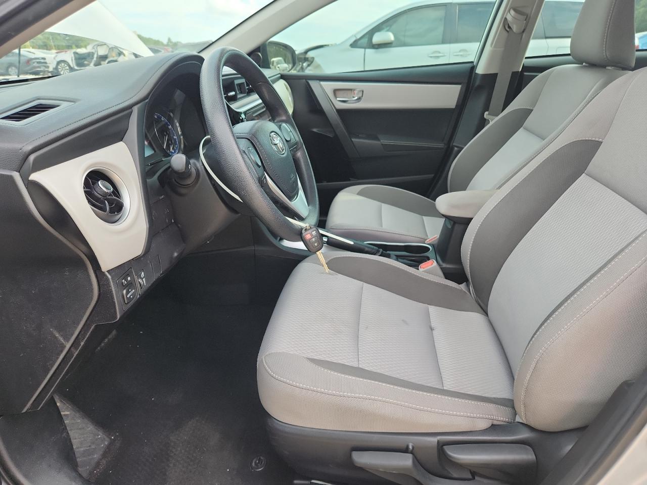 2019 Toyota Corolla L - Image 7