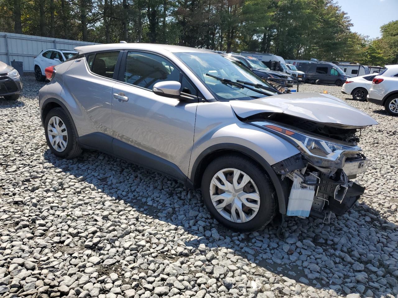 2019 Toyota C-Hr Xle - Фото 4