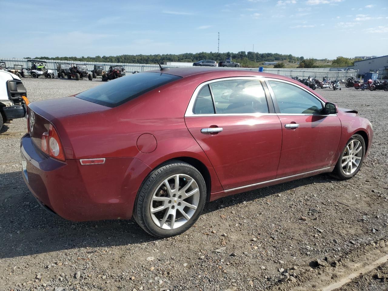 2010 Chevrolet Malibu Ltz - Image 3