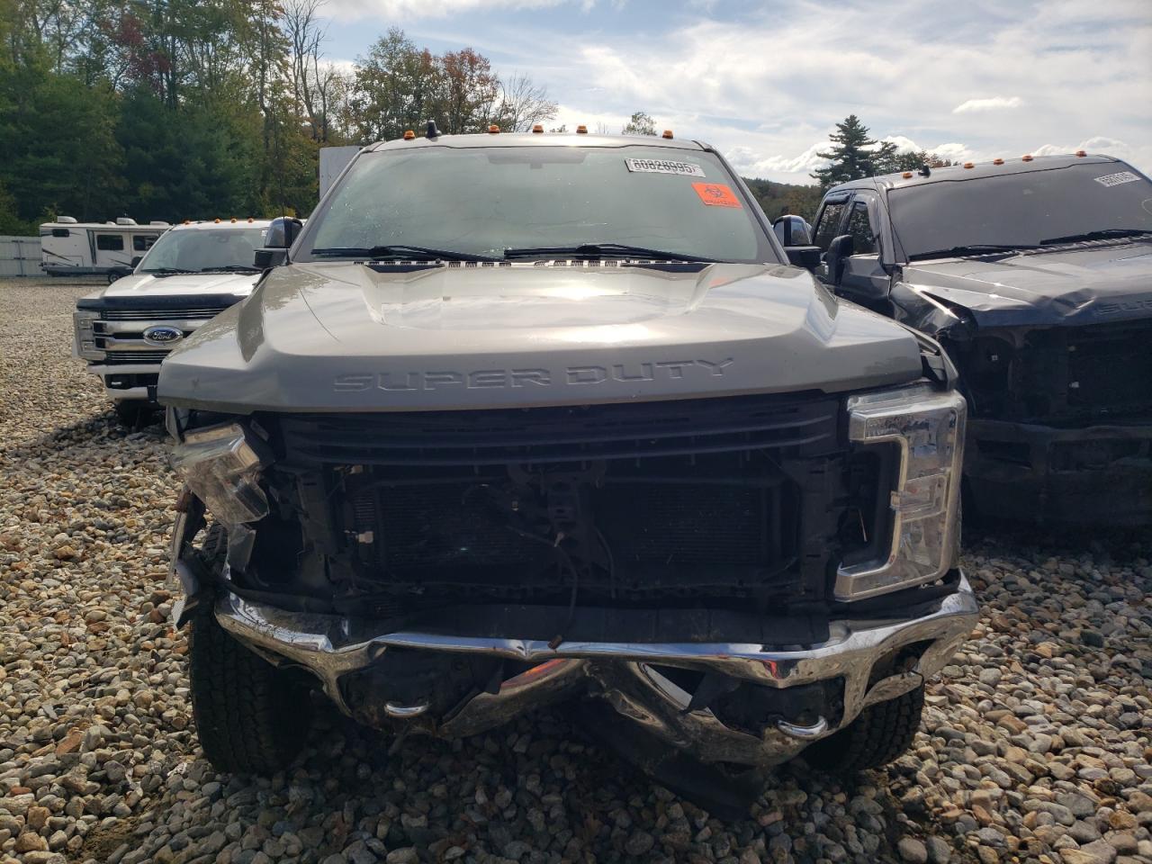 2019 Ford F350 Super Duty - Image 5