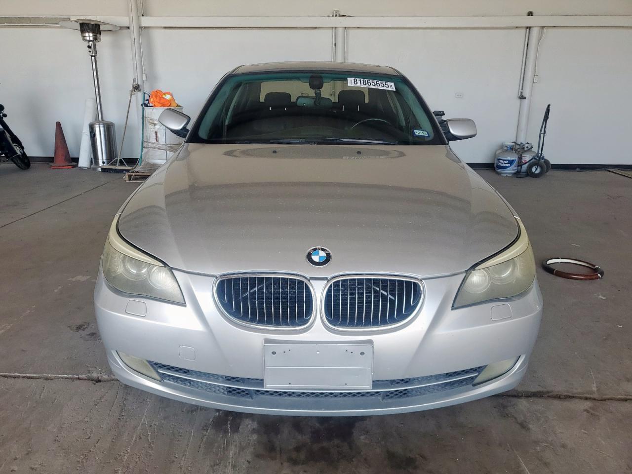 2010 BMW 535 Xi - Image 5