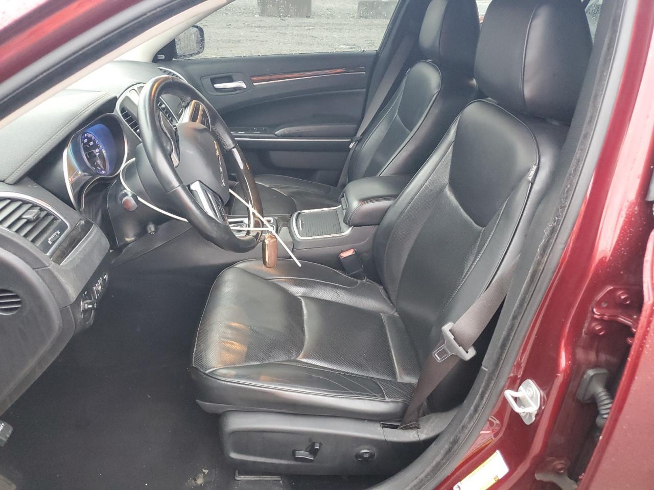 2019 Chrysler 300 Limited - Image 7