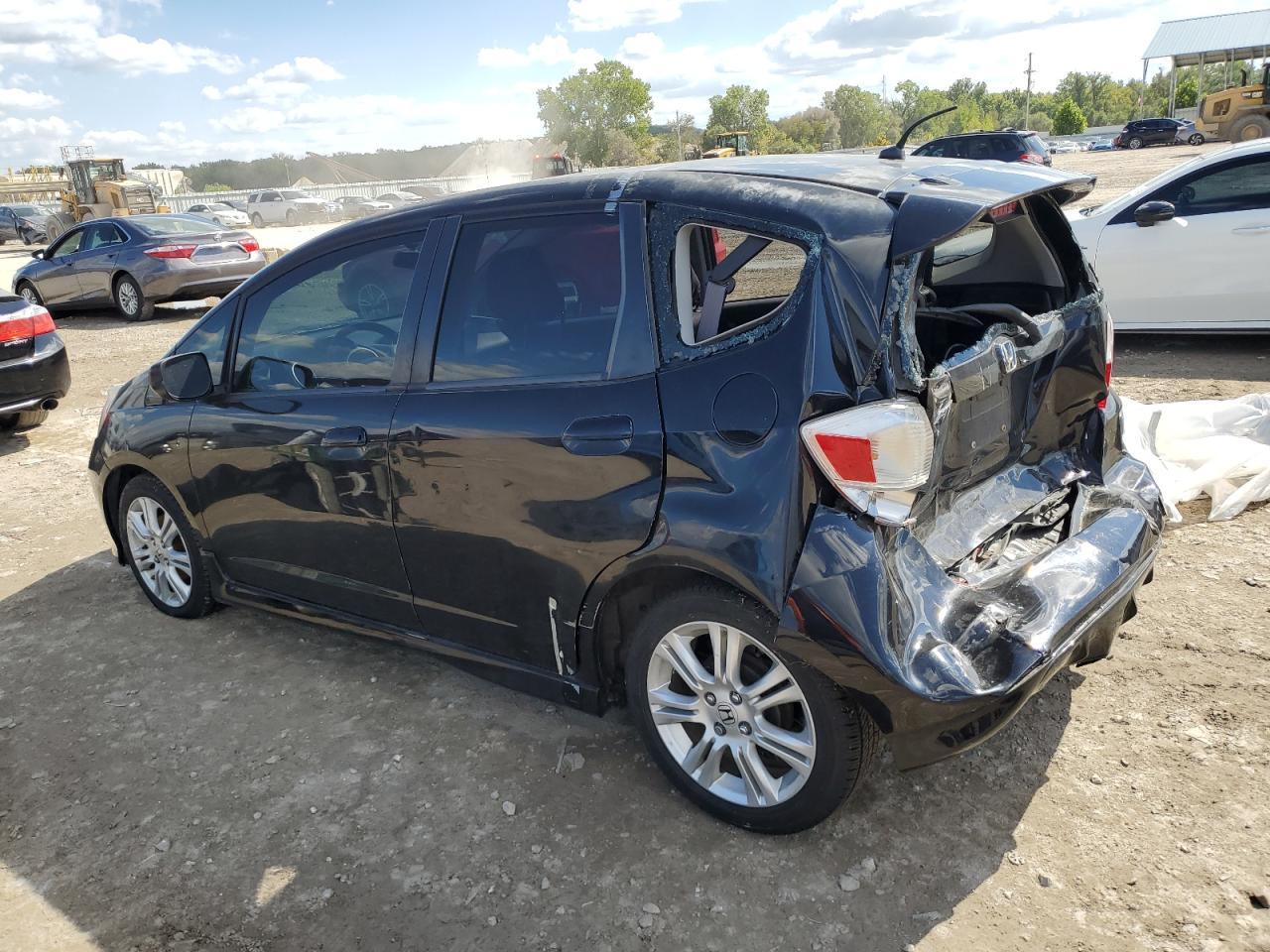 2010 Honda Fit Sport - Фото 2