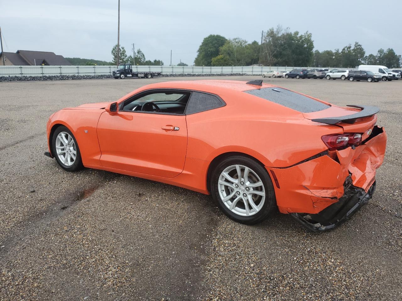 2021 Chevrolet Camaro Ls - Фото 2