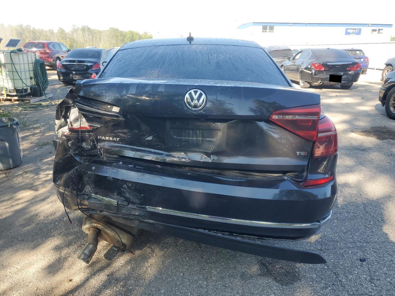 2018 Volkswagen Passat S - Фото 6