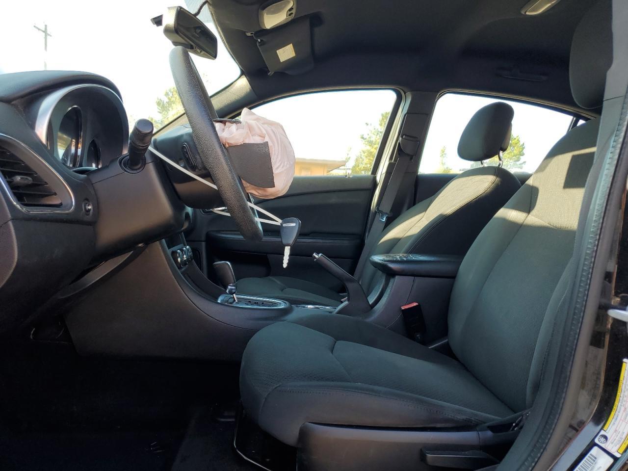 2012 Chrysler 200 Lx - Фото 7