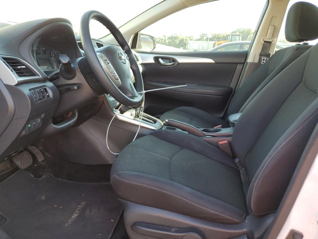 2016 Nissan Sentra S - Фото 7