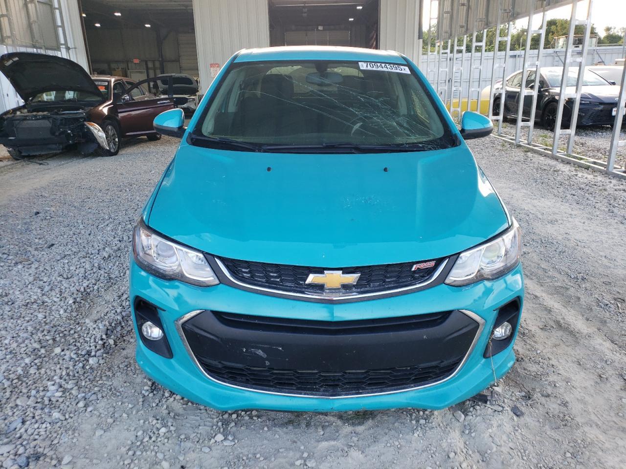 2020 Chevrolet Sonic Lt - Image 5