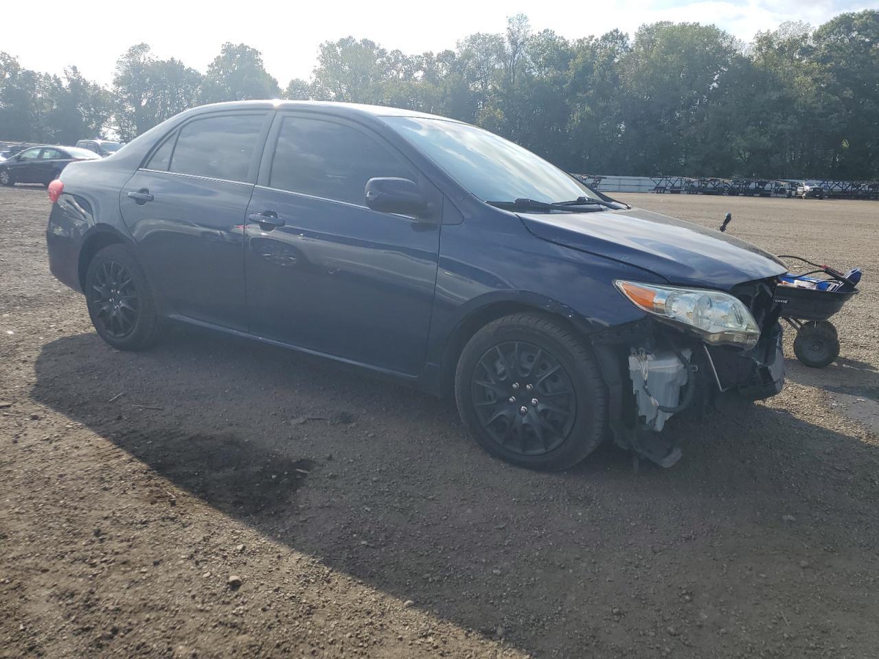 2013 Toyota Corolla Base - Фото 4