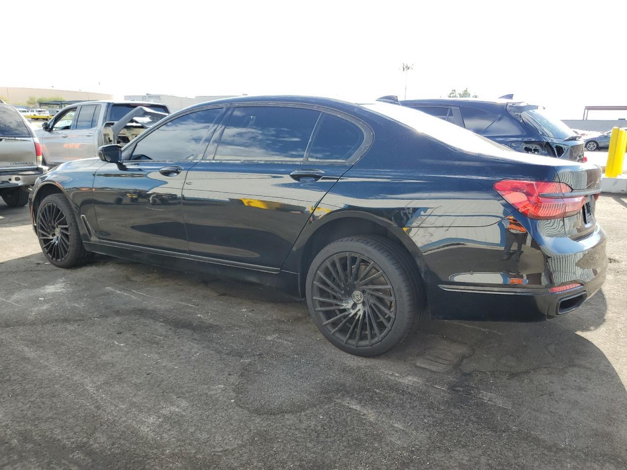2017 BMW 740 I - Image 2