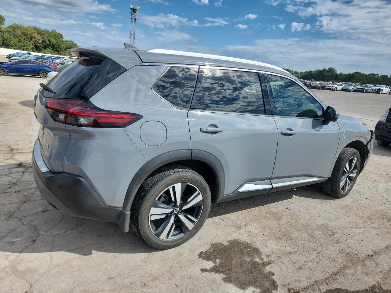 2021 Nissan Rogue Sl - Image 3