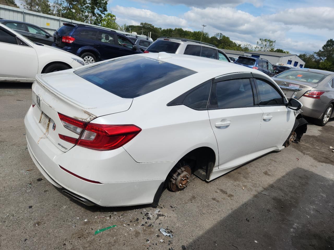 2020 Honda Accord Sport - Фото 3
