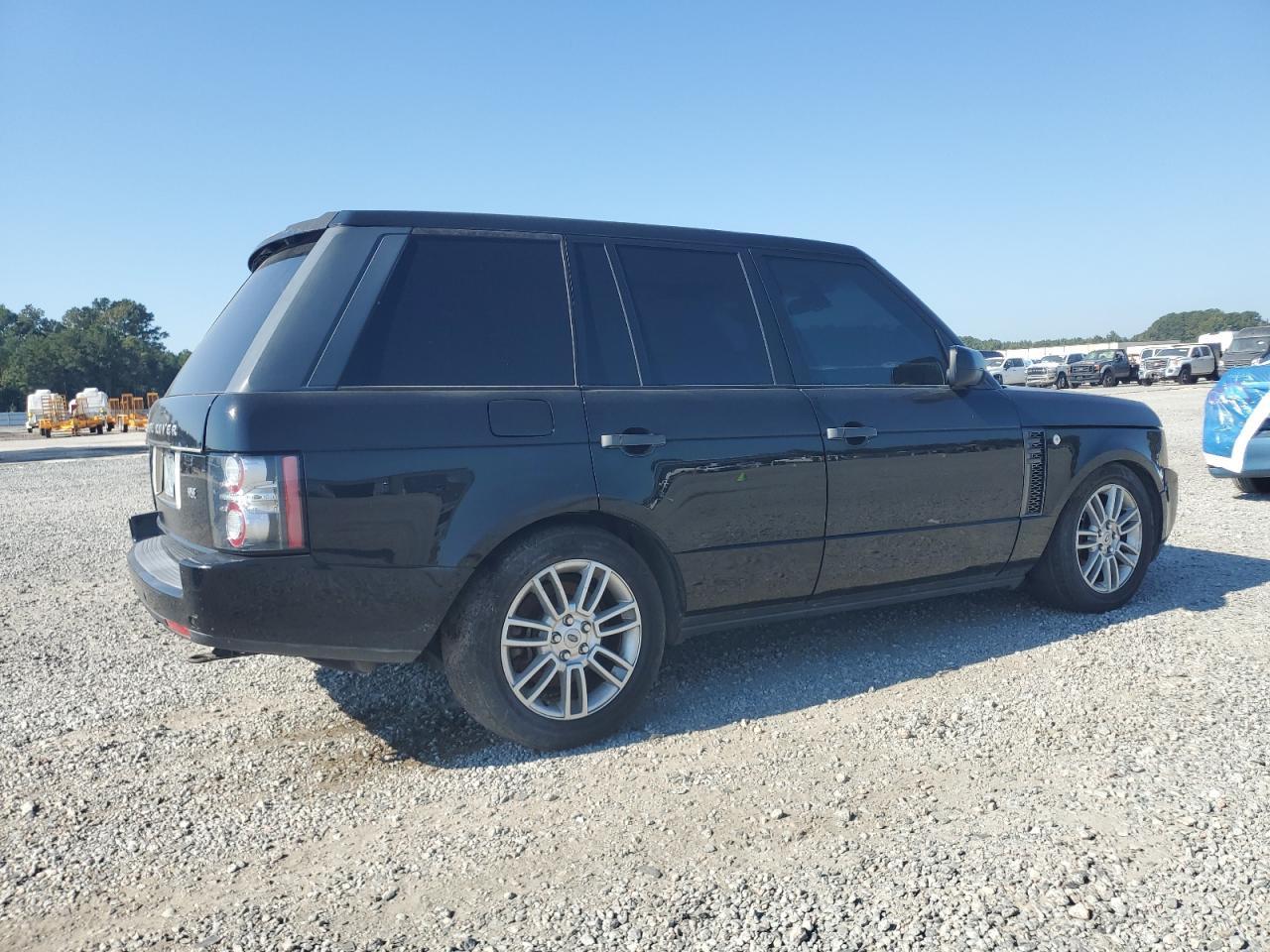 2011 Land Rover Range Rover Hse - Image 3