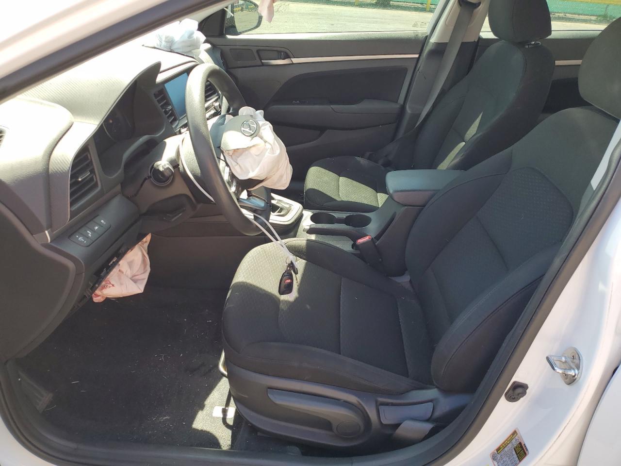 2020 Hyundai Elantra Sel - Фото 7