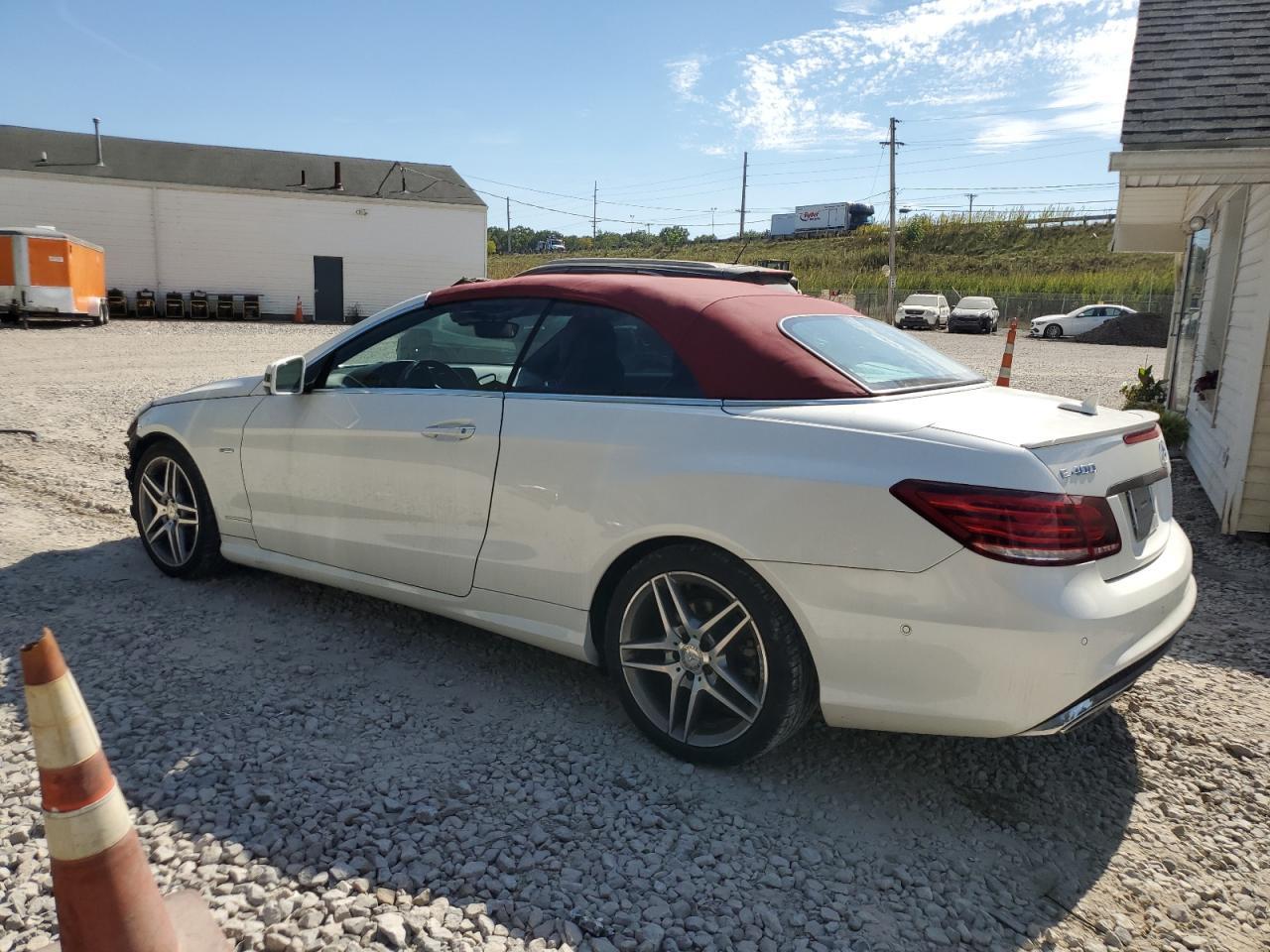 2016 Mercedes-Benz E 400 - Image 2