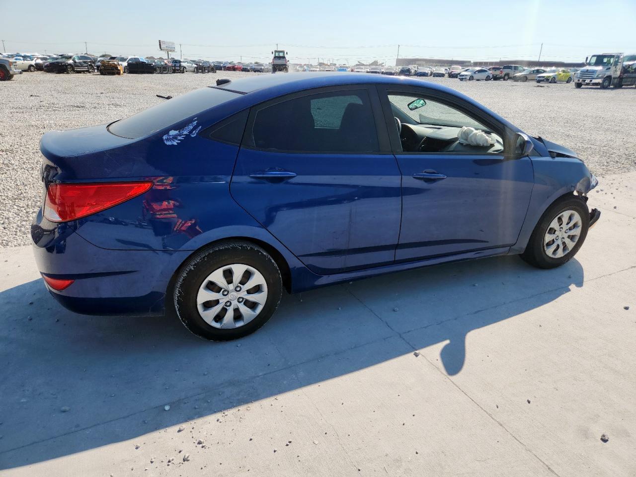 2017 Hyundai Accent Se - Фото 3