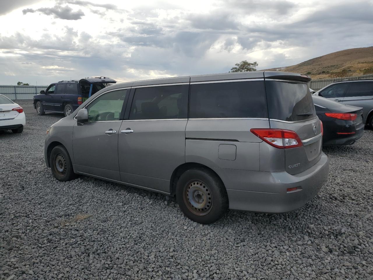 2012 Nissan Quest S - Фото 2