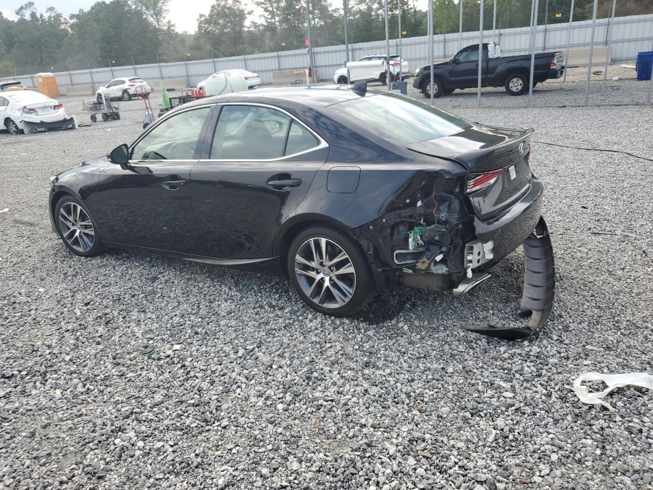 2020 Lexus Is 300 - Фото 2