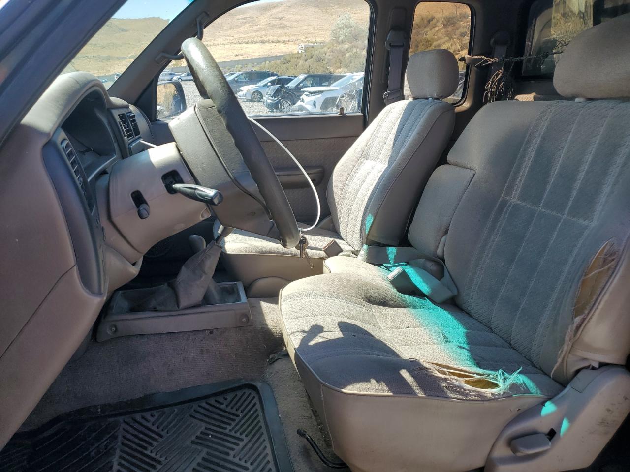 1995 Toyota Tacoma Xtracab - Image 7