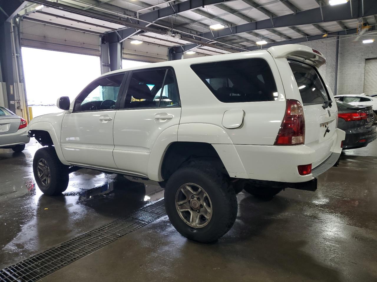 2004 Toyota 4Runner Sr5 - Image 2