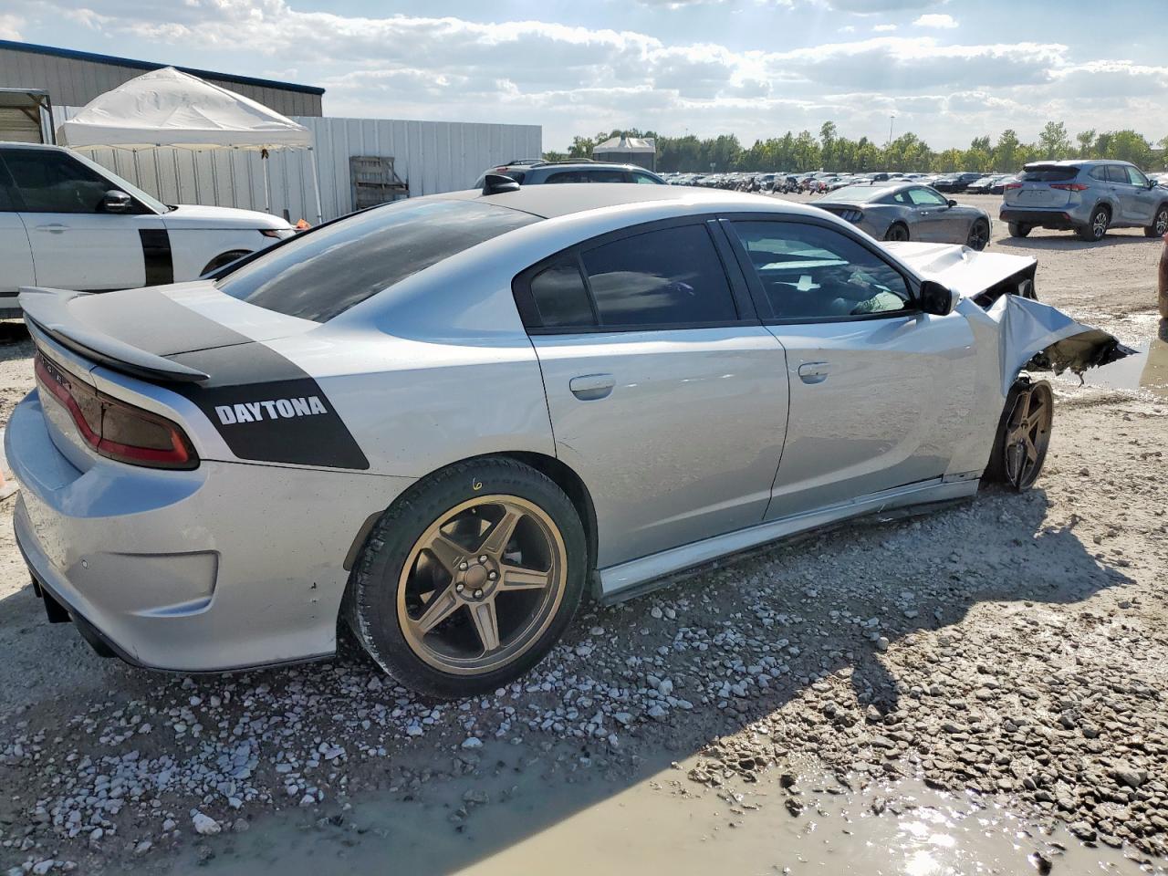 2022 Dodge Charger - Фото 3