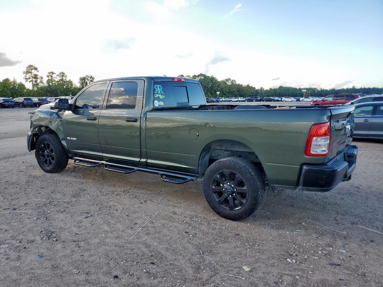 2022 Ram 2500 Tradesman - Image 2