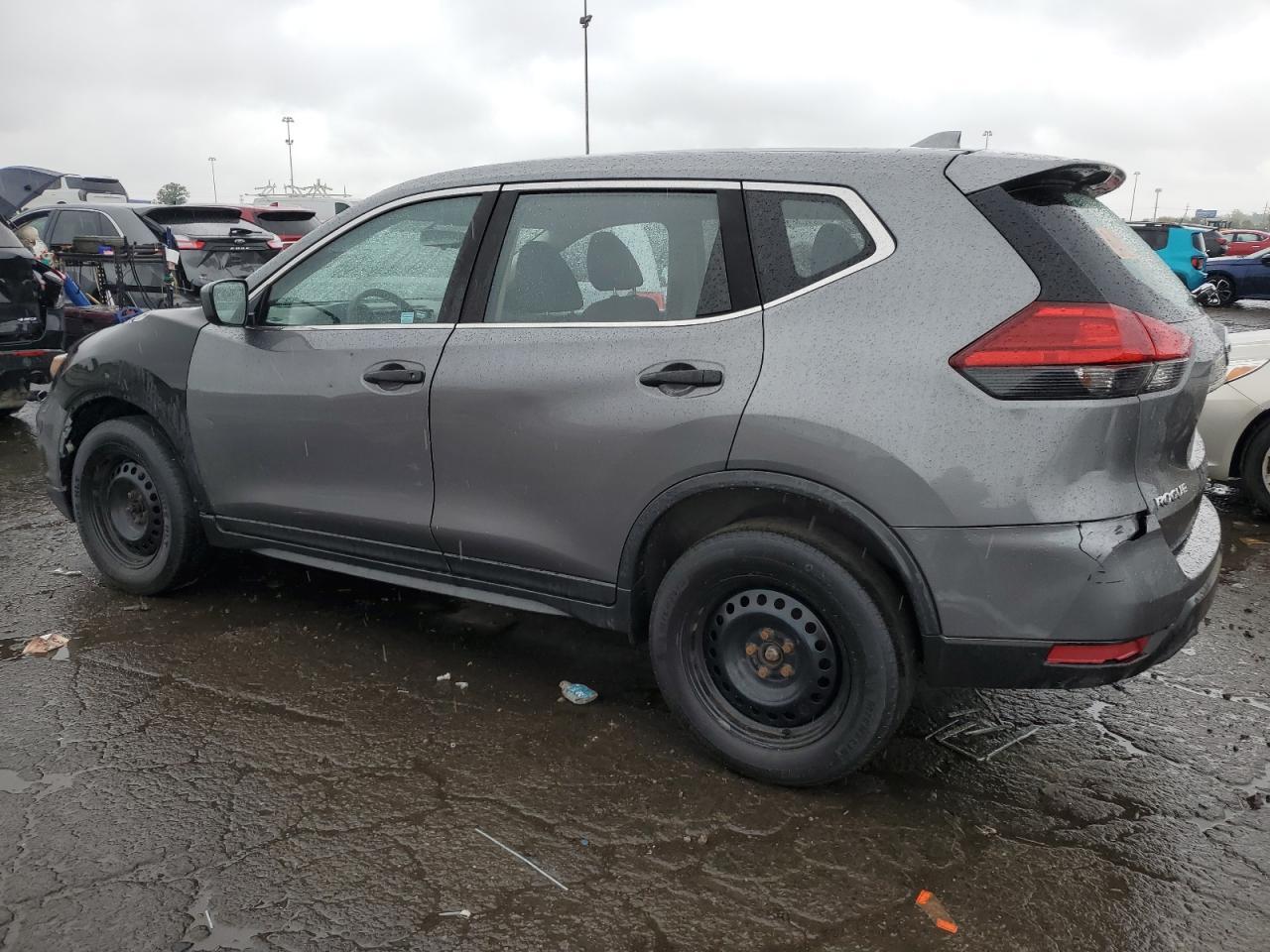 2017 Nissan Rogue S - Image 2