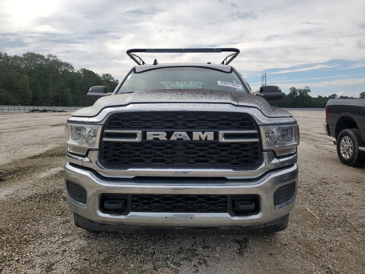 2022 Ram 2500 Tradesman - Image 5