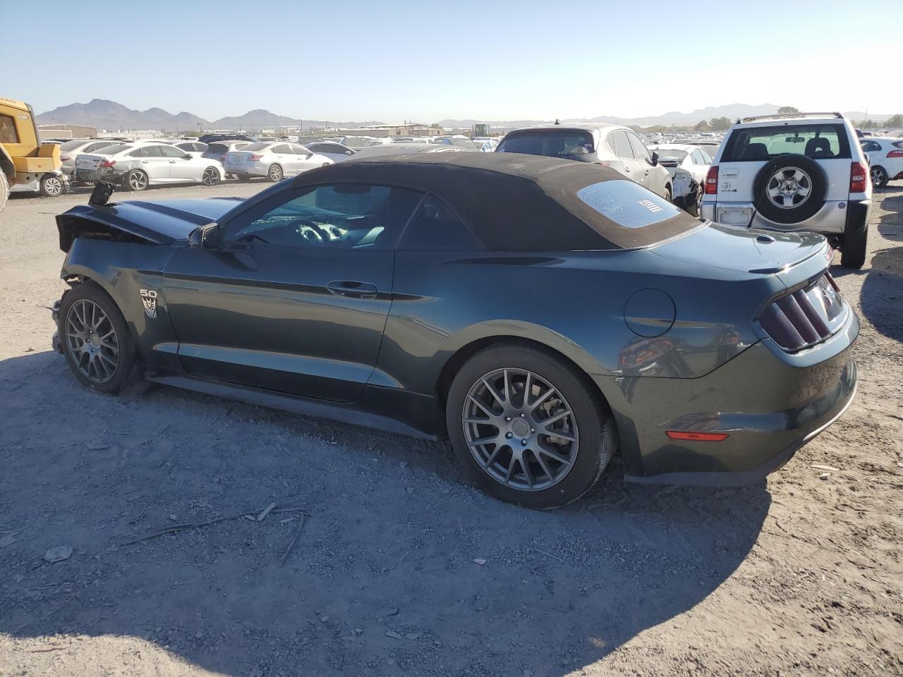 2015 Ford Mustang Gt - Фото 2