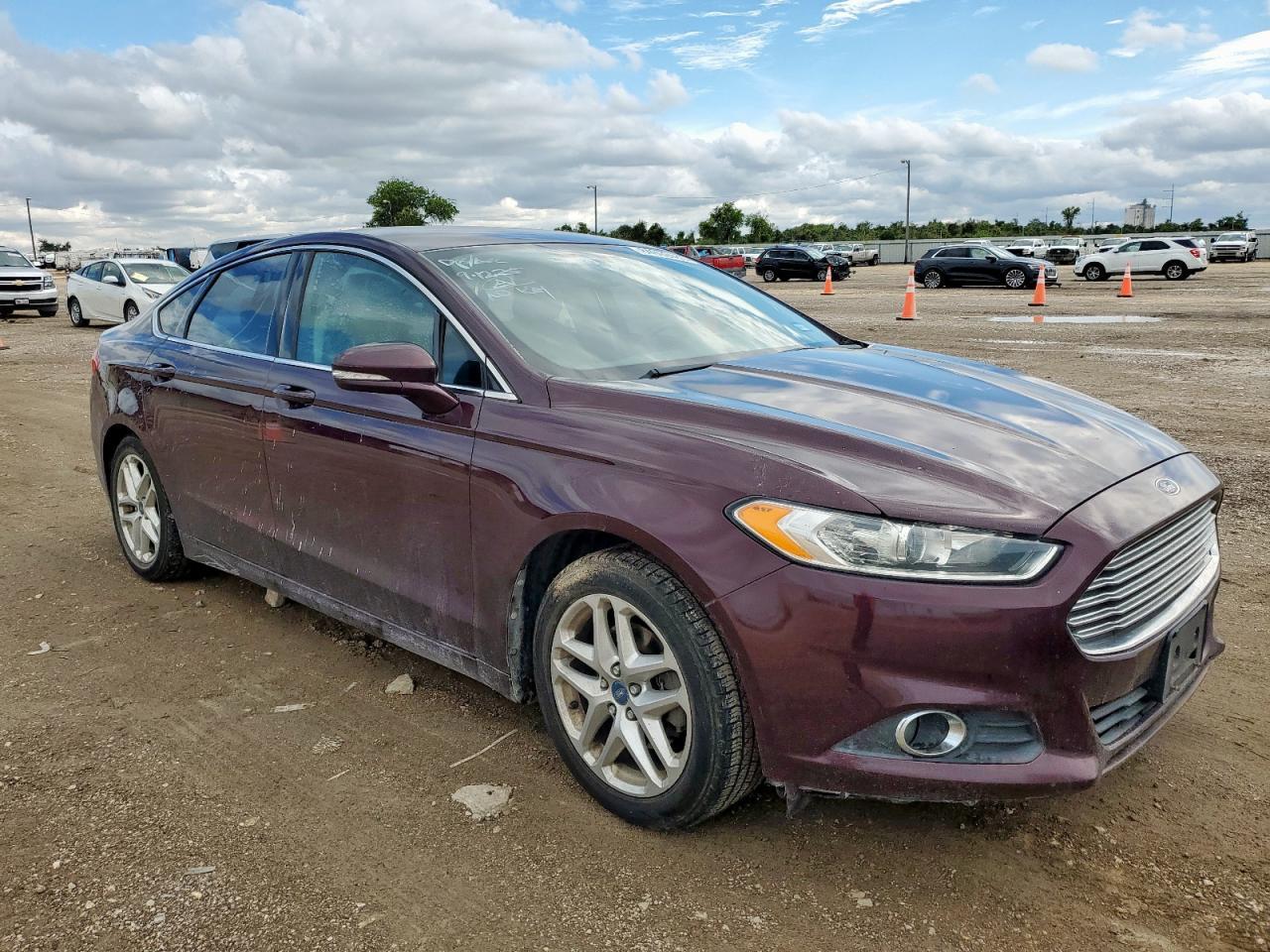 2013 Ford Fusion Se - Image 4