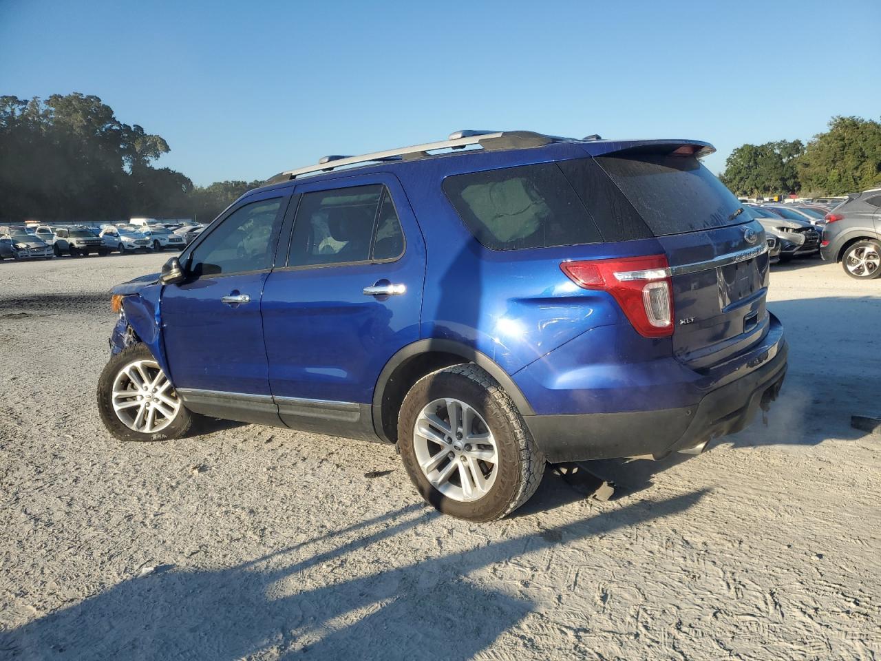 2013 Ford Explorer Xlt - Image 2
