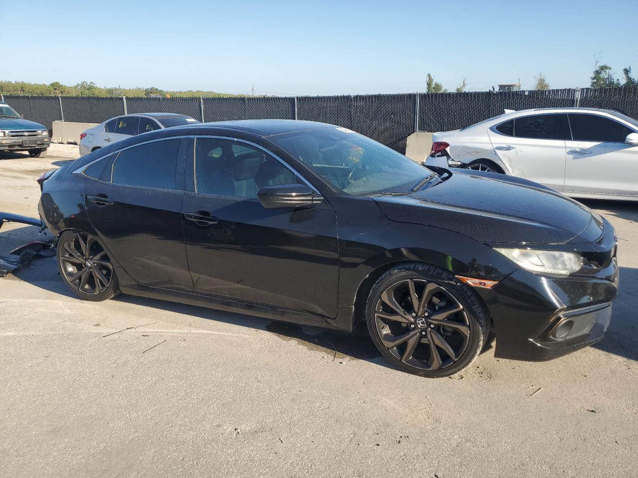 2020 Honda Civic Sport - Фото 4