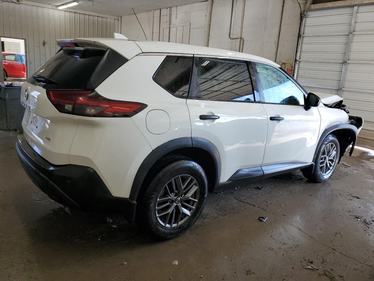 2021 Nissan Rogue S - Image 3