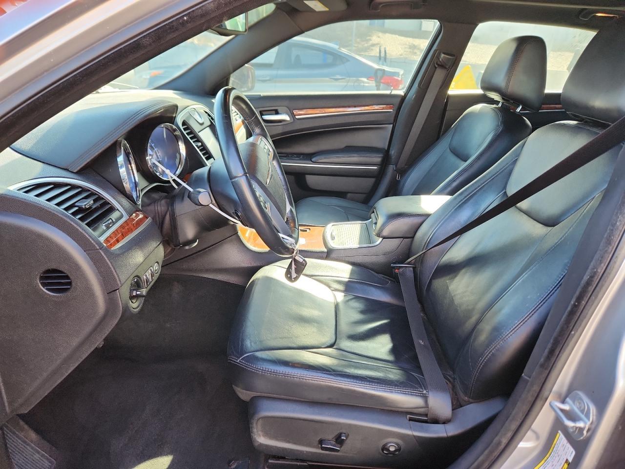 2014 Chrysler 300 - Фото 7