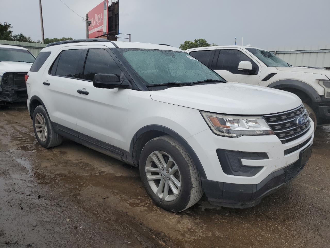 2017 Ford Explorer - Фото 4
