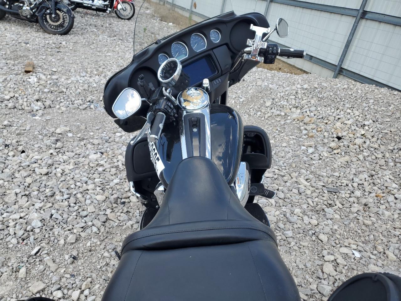 2019 Harley-Davidson Flhtcu - Фото 6