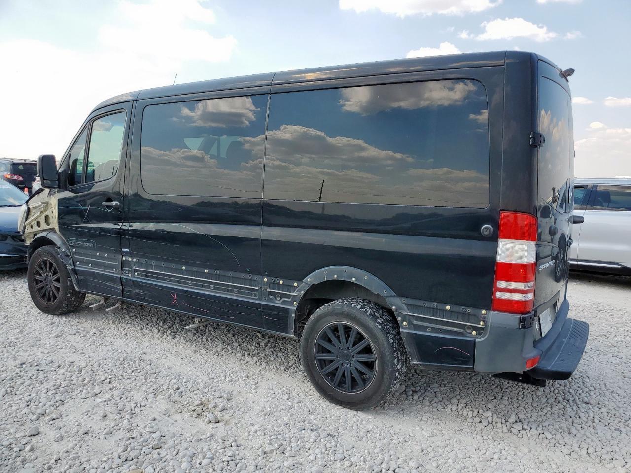 2014 Mercedes-Benz Sprinter 2500 - Фото 2