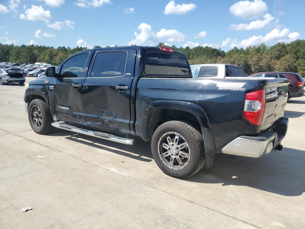 2014 Toyota Tundra Crewmax Sr5 - Image 2