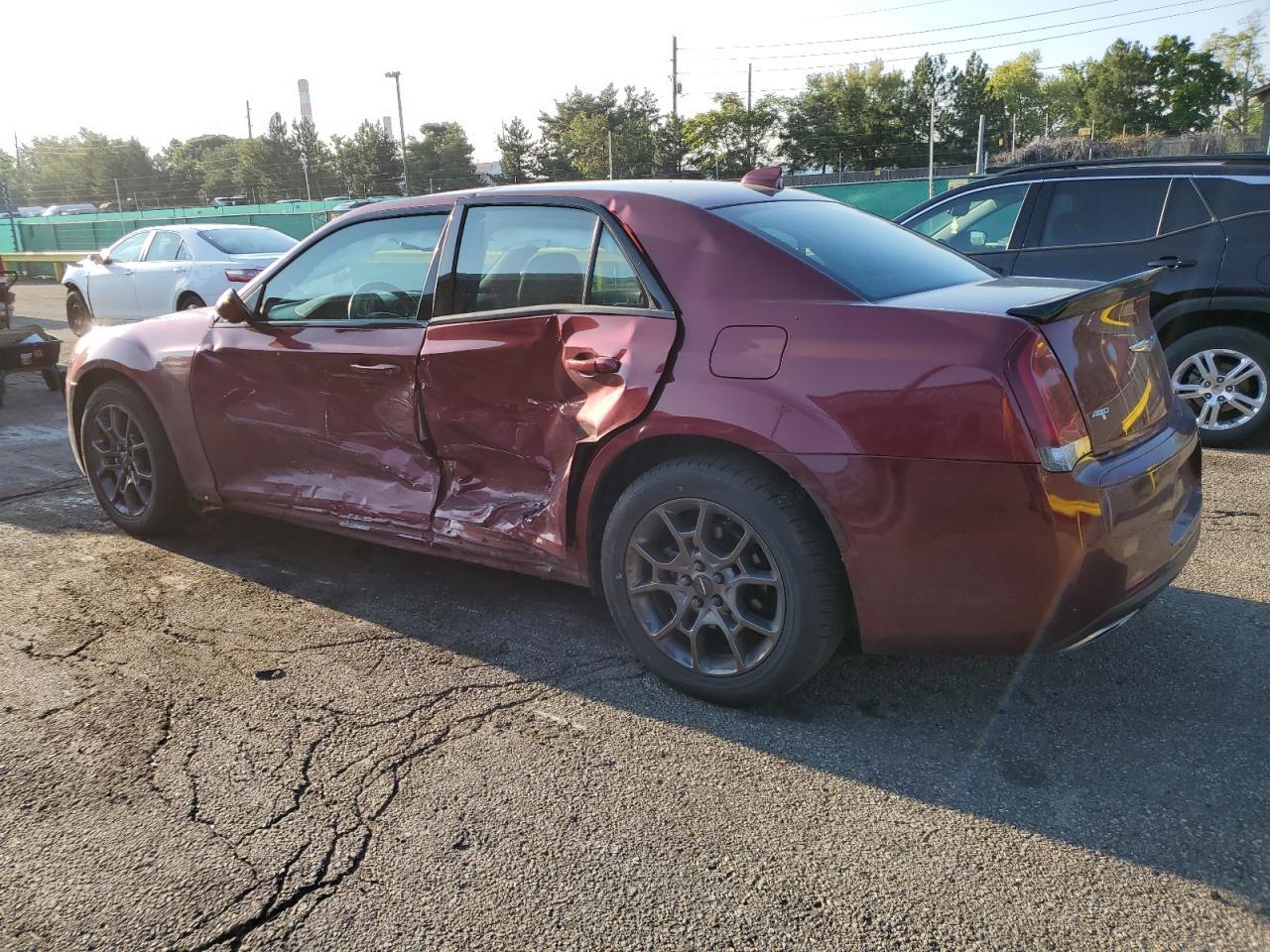2019 Chrysler 300 S - Фото 2