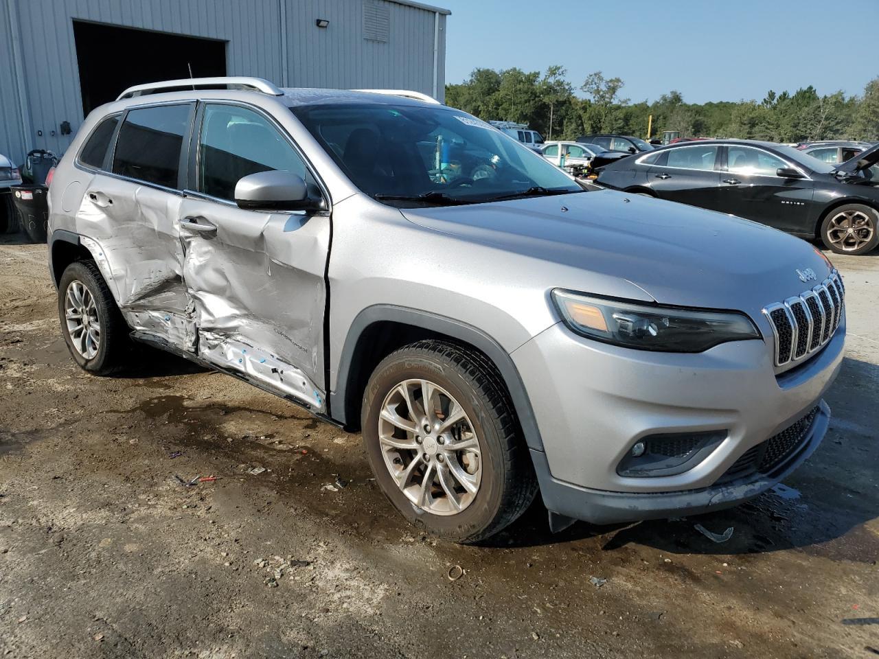 2020 Jeep Cherokee Latitude Plus - Фото 4