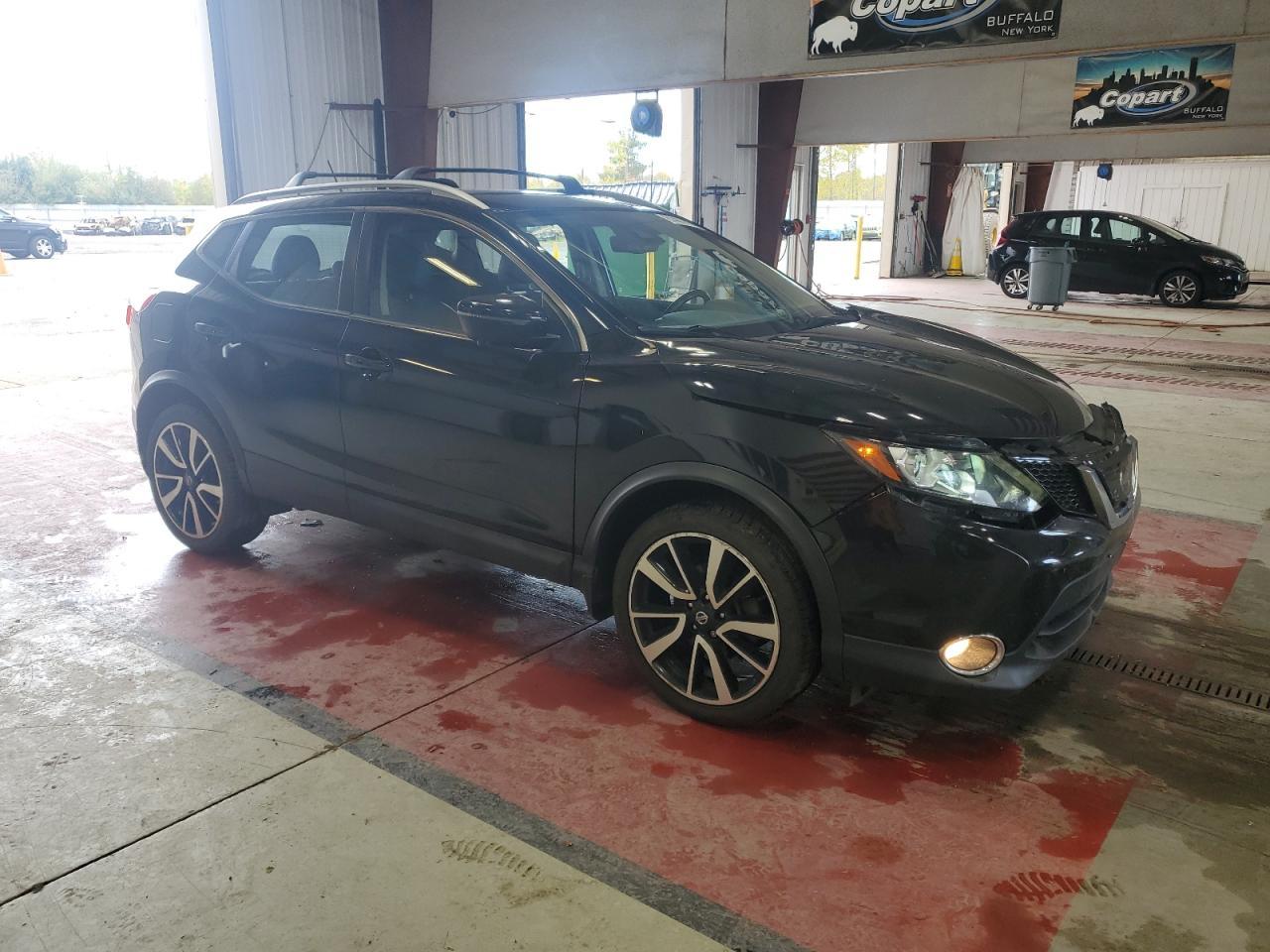 2017 Nissan Rogue Sport S - Фото 4