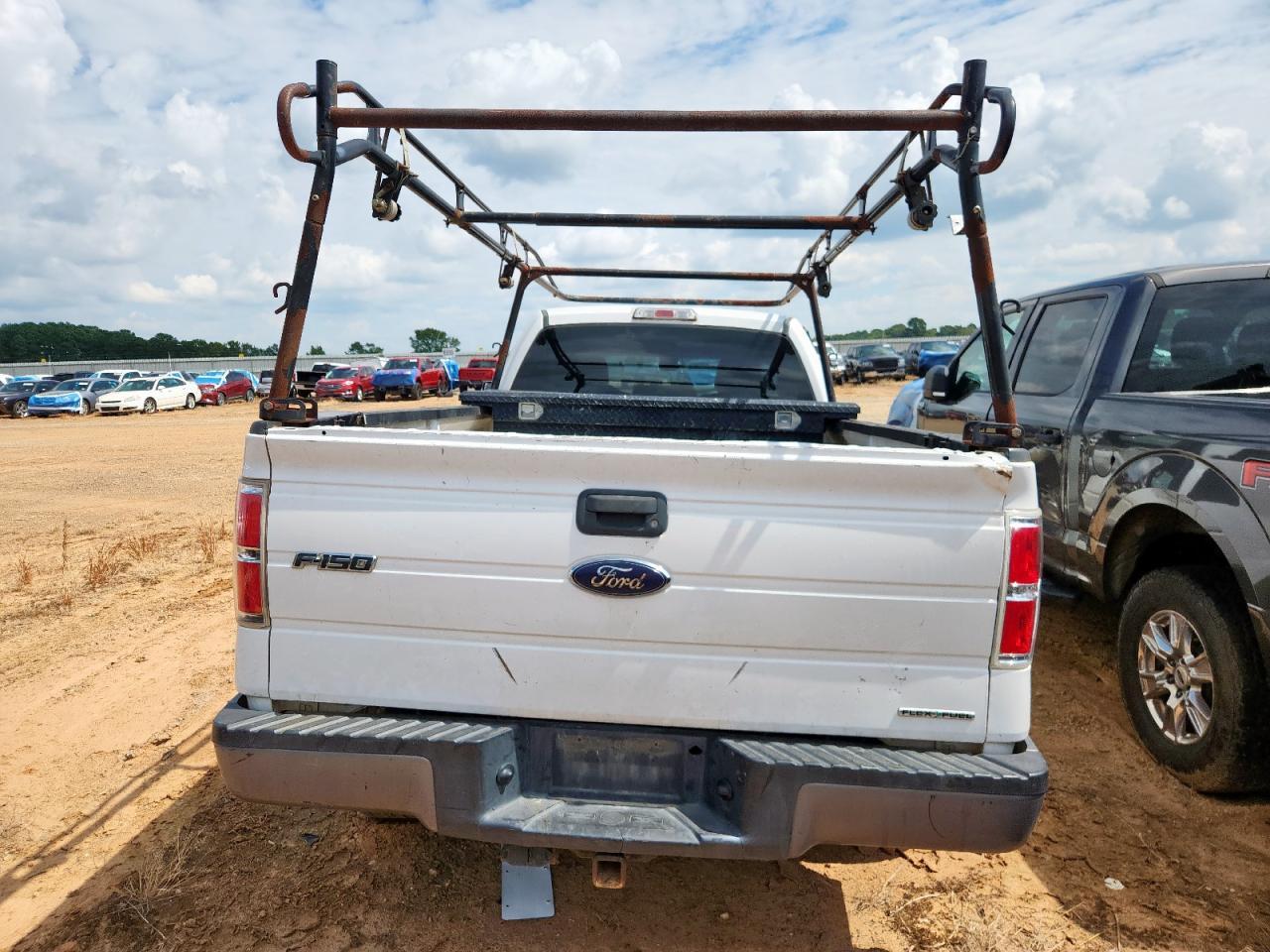 2013 Ford F150 - Image 6