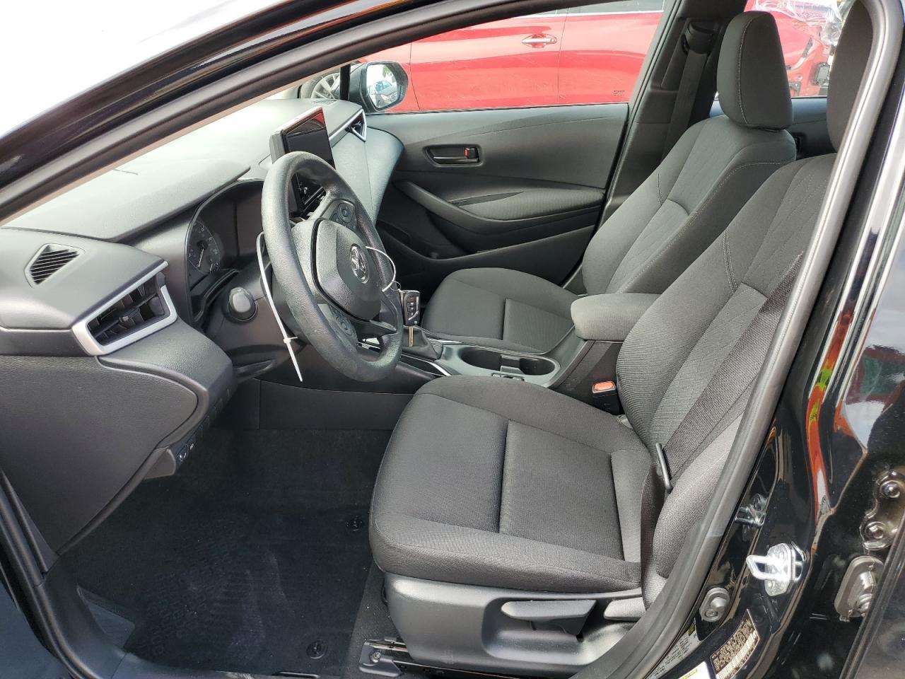 2025 Toyota Corolla Le - Фото 7