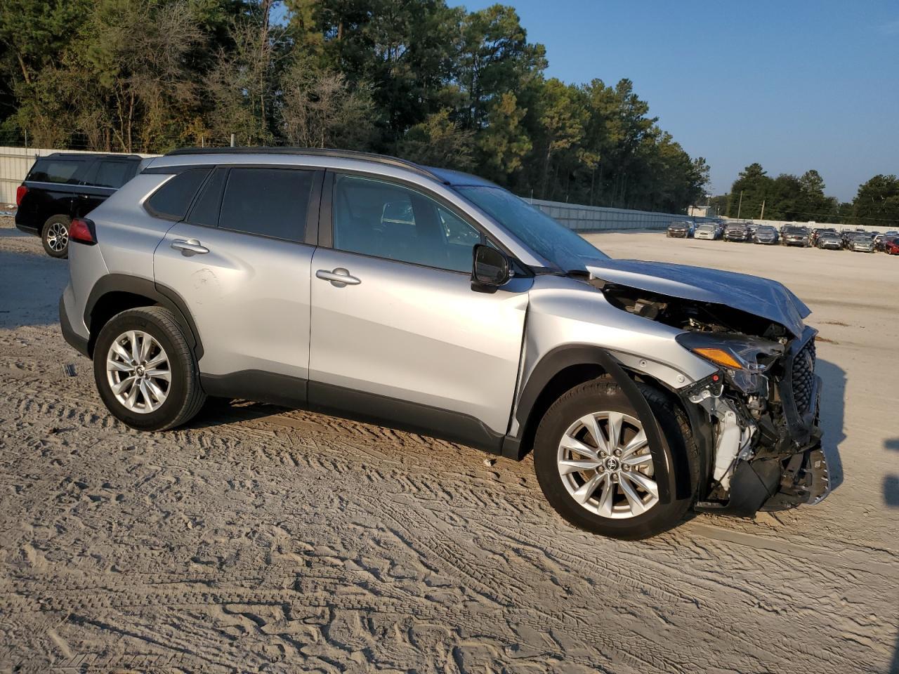 2023 Toyota Corolla Cross Le - Фото 4