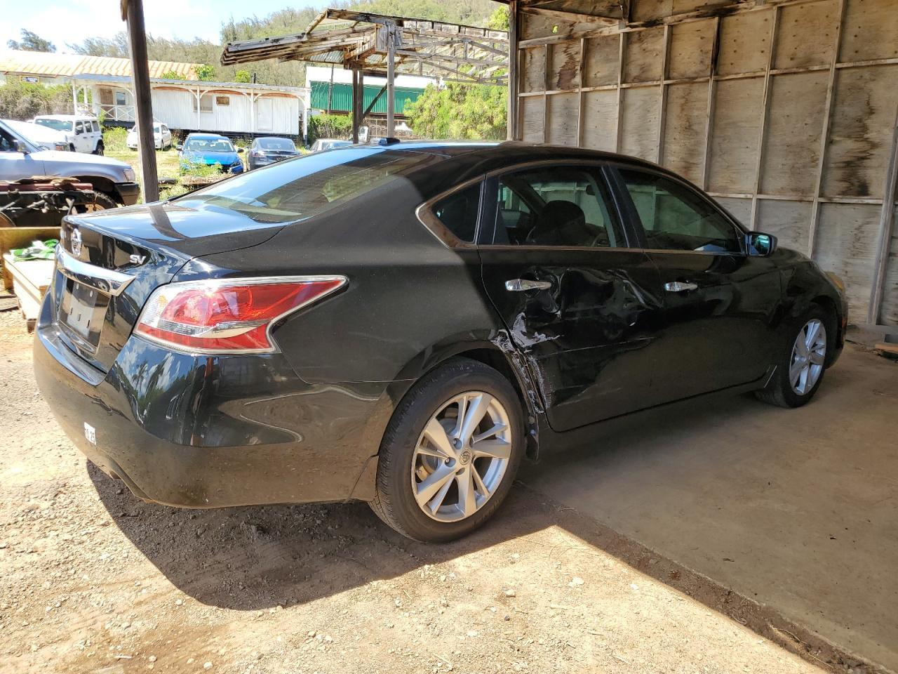 2015 Niss Altima - Фото 3