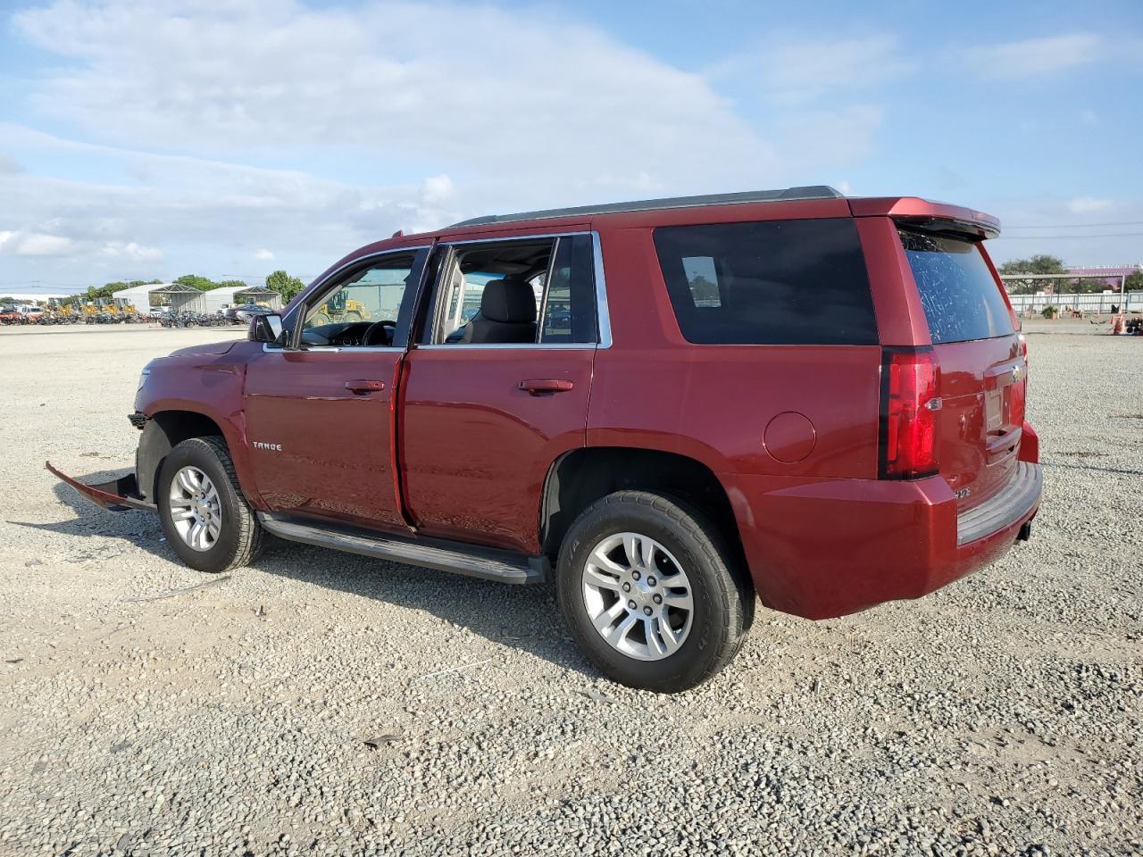 2017 Chevrolet Tahoe C1500 Ls - Image 2